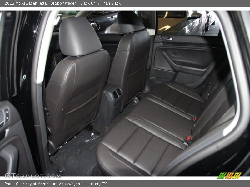 Black Uni / Titan Black 2013 Volkswagen Jetta TDI SportWagen