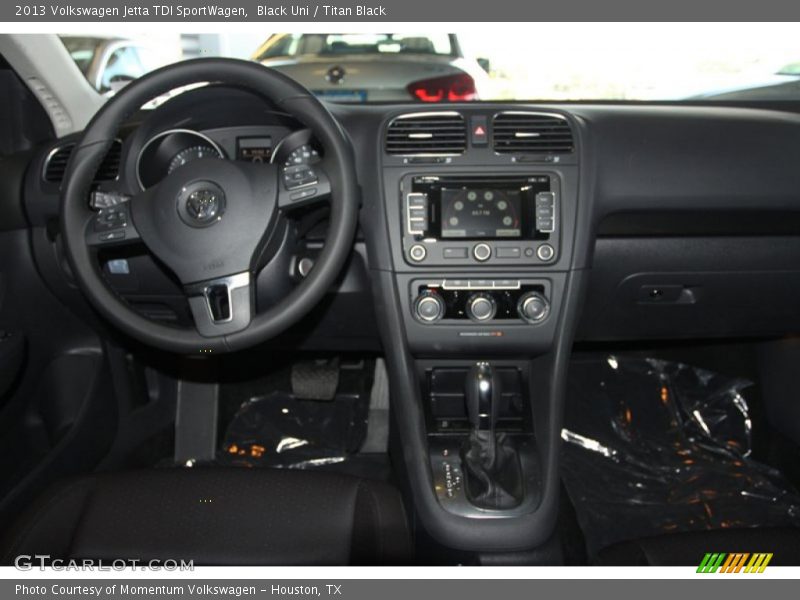 Black Uni / Titan Black 2013 Volkswagen Jetta TDI SportWagen