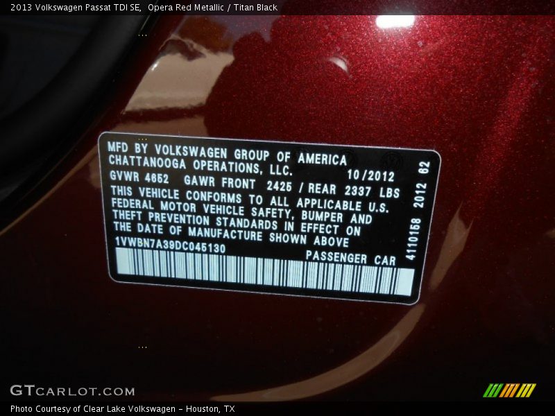 Opera Red Metallic / Titan Black 2013 Volkswagen Passat TDI SE