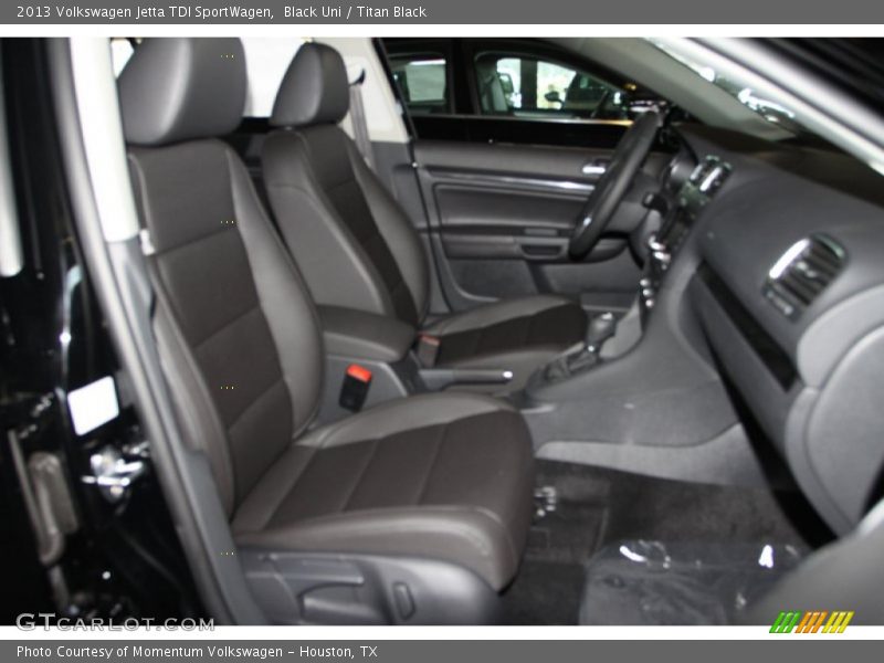 Black Uni / Titan Black 2013 Volkswagen Jetta TDI SportWagen
