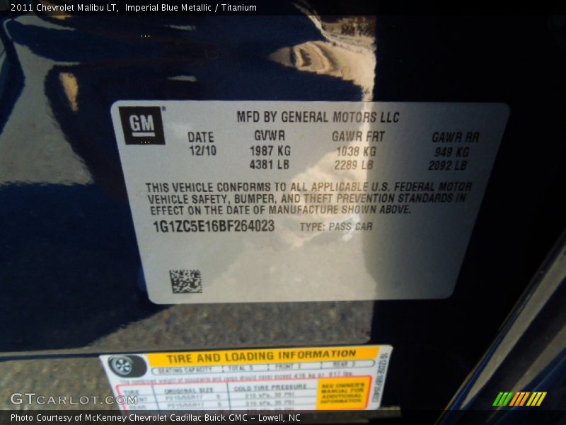 Imperial Blue Metallic / Titanium 2011 Chevrolet Malibu LT