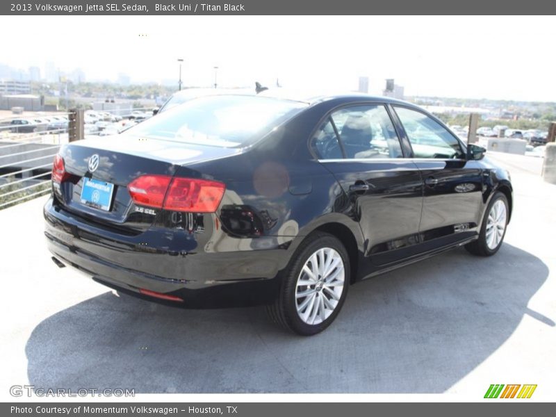 Black Uni / Titan Black 2013 Volkswagen Jetta SEL Sedan