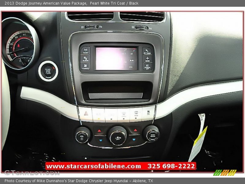 Pearl White Tri Coat / Black 2013 Dodge Journey American Value Package