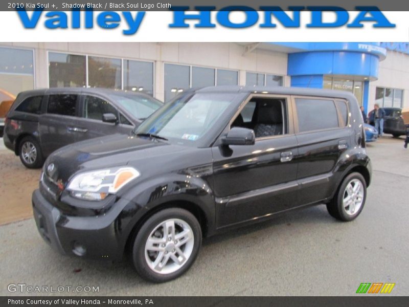 Shadow Black / Black Soul Logo Cloth 2010 Kia Soul +