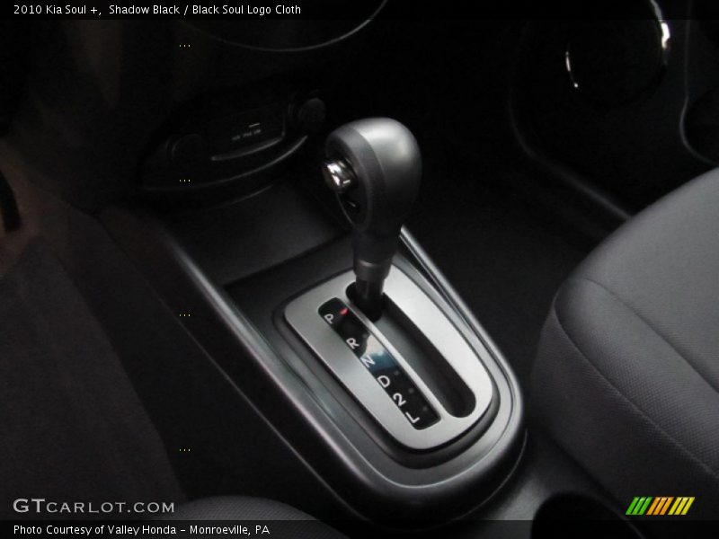 Shadow Black / Black Soul Logo Cloth 2010 Kia Soul +
