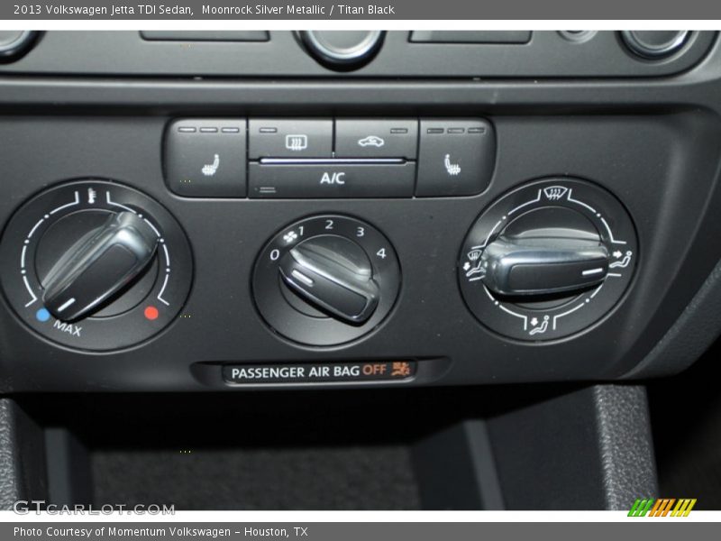Moonrock Silver Metallic / Titan Black 2013 Volkswagen Jetta TDI Sedan