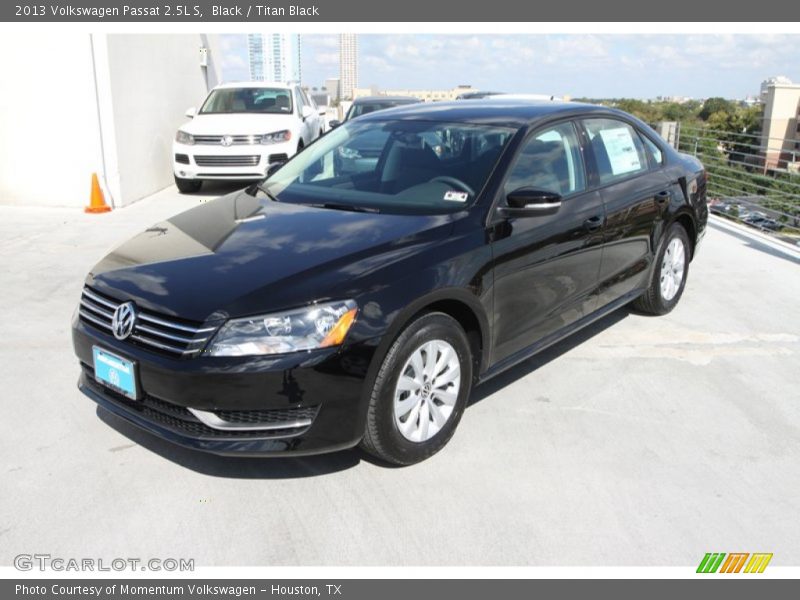 Black / Titan Black 2013 Volkswagen Passat 2.5L S