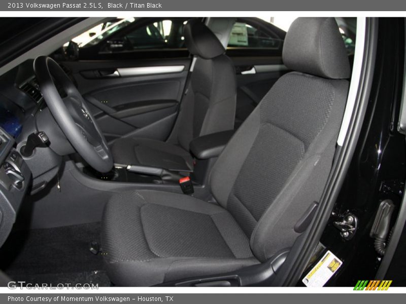 Black / Titan Black 2013 Volkswagen Passat 2.5L S