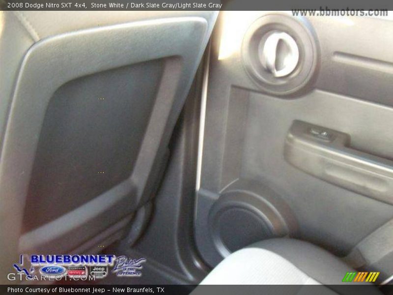 Stone White / Dark Slate Gray/Light Slate Gray 2008 Dodge Nitro SXT 4x4