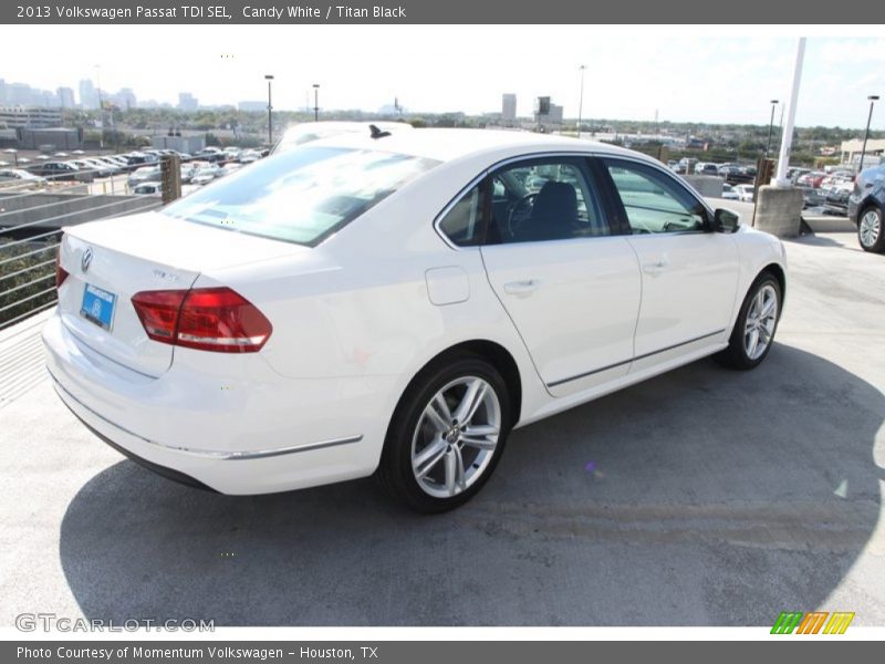 Candy White / Titan Black 2013 Volkswagen Passat TDI SEL