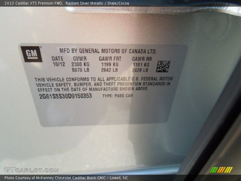 Radiant Silver Metallic / Shale/Cocoa 2013 Cadillac XTS Premium FWD