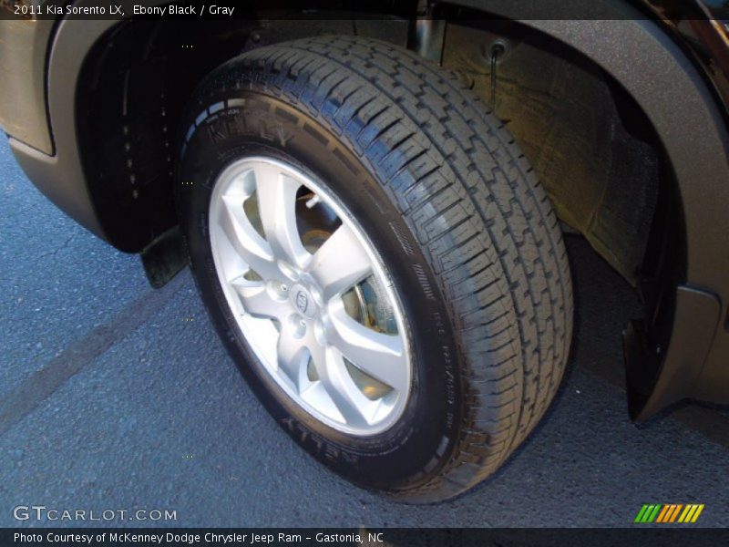 Ebony Black / Gray 2011 Kia Sorento LX