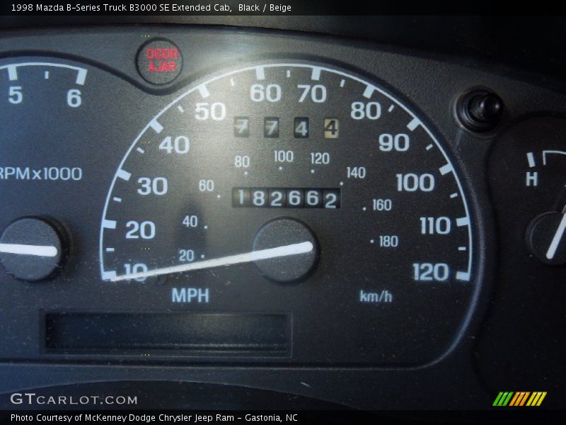 Black / Beige 1998 Mazda B-Series Truck B3000 SE Extended Cab