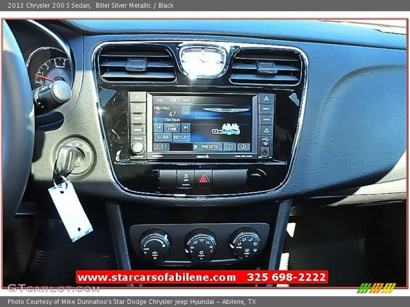 Billet Silver Metallic / Black 2013 Chrysler 200 S Sedan