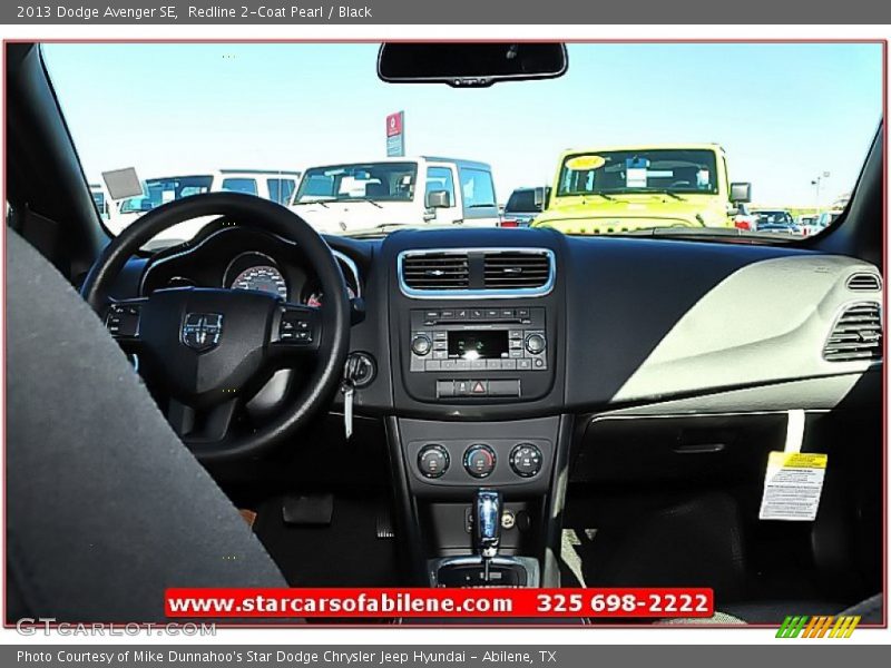 Redline 2-Coat Pearl / Black 2013 Dodge Avenger SE
