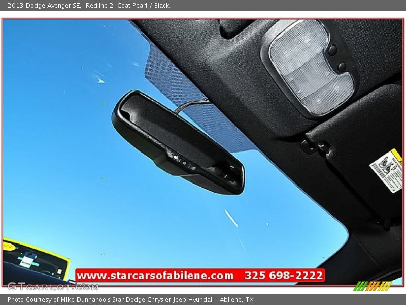 Redline 2-Coat Pearl / Black 2013 Dodge Avenger SE