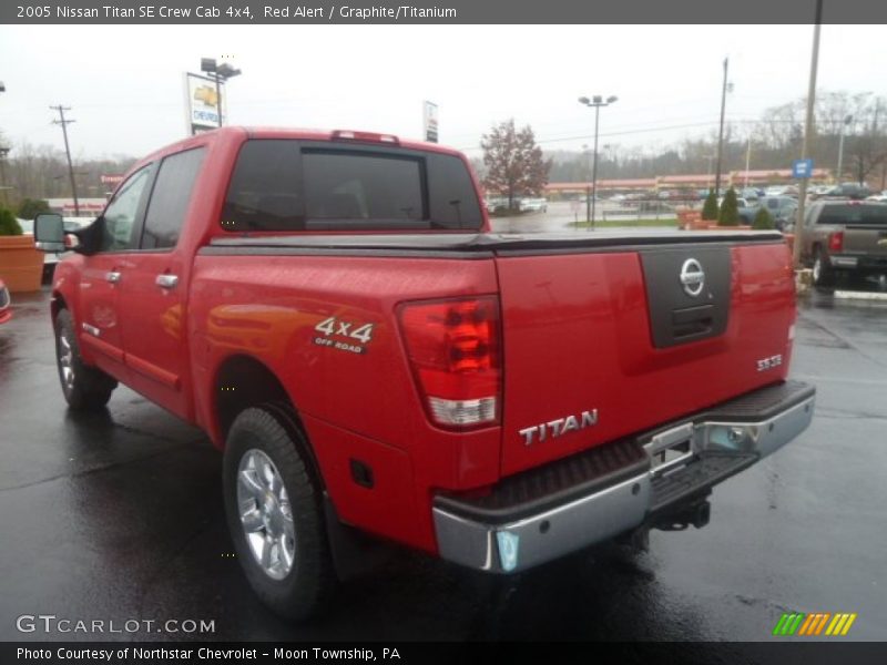 Red Alert / Graphite/Titanium 2005 Nissan Titan SE Crew Cab 4x4