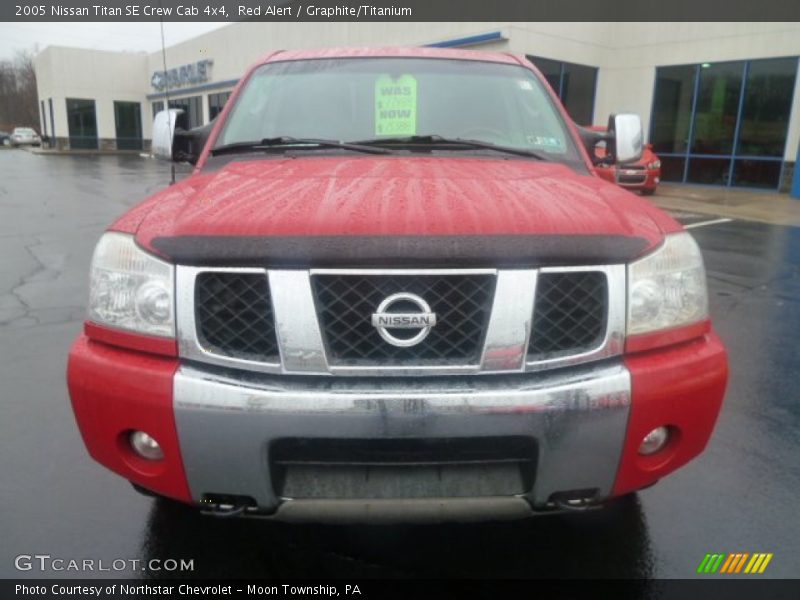 Red Alert / Graphite/Titanium 2005 Nissan Titan SE Crew Cab 4x4