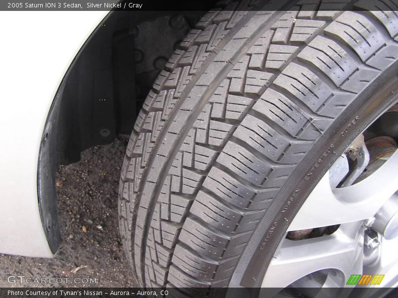 Silver Nickel / Gray 2005 Saturn ION 3 Sedan