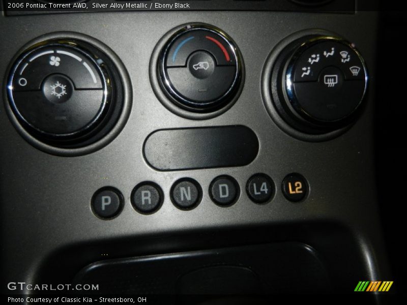 Controls of 2006 Torrent AWD