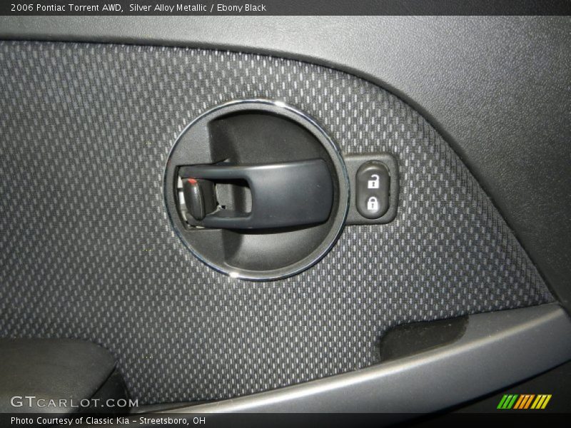 Silver Alloy Metallic / Ebony Black 2006 Pontiac Torrent AWD