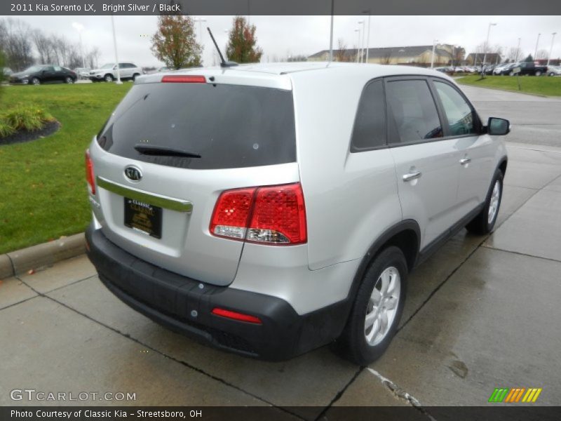 Bright Silver / Black 2011 Kia Sorento LX