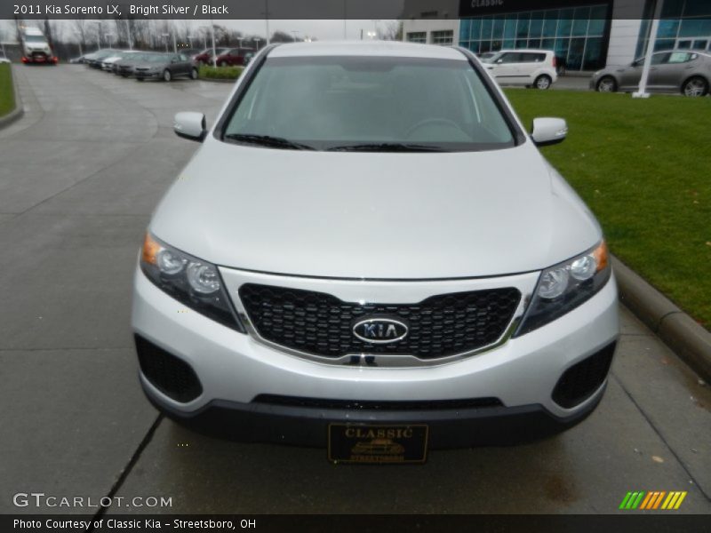 Bright Silver / Black 2011 Kia Sorento LX