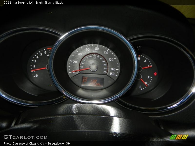 Bright Silver / Black 2011 Kia Sorento LX