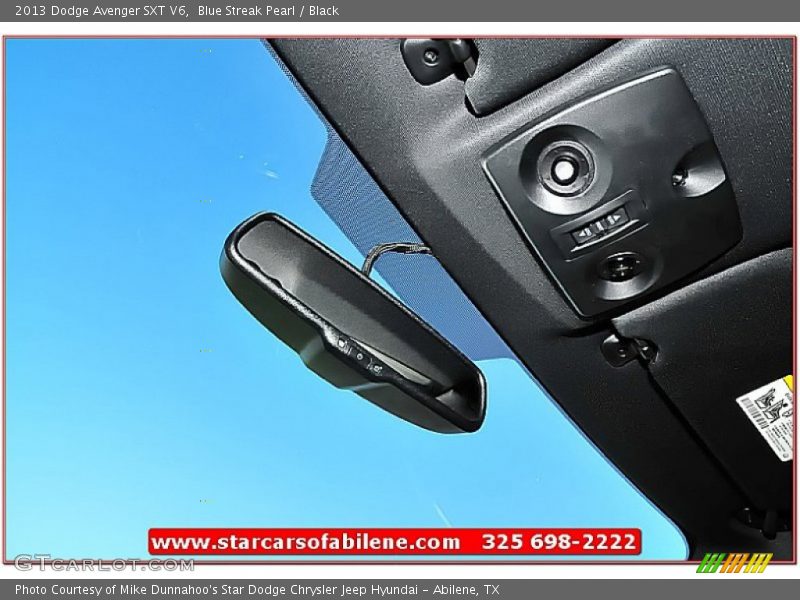 Blue Streak Pearl / Black 2013 Dodge Avenger SXT V6