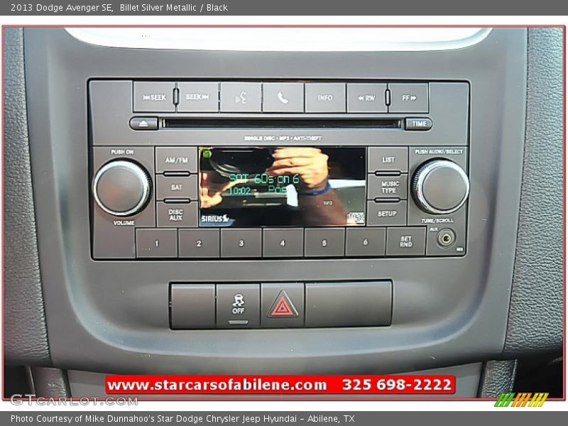 Billet Silver Metallic / Black 2013 Dodge Avenger SE