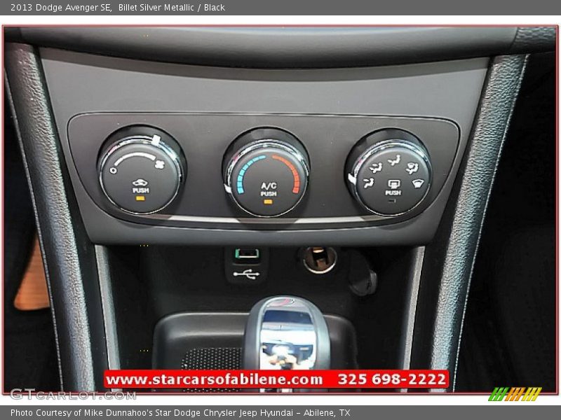 Billet Silver Metallic / Black 2013 Dodge Avenger SE