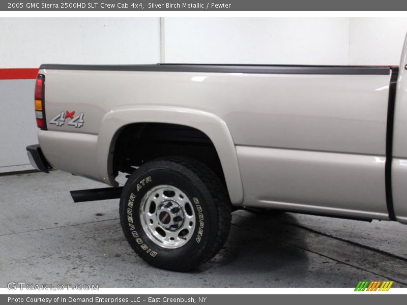 Silver Birch Metallic / Pewter 2005 GMC Sierra 2500HD SLT Crew Cab 4x4