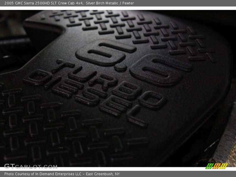 Silver Birch Metallic / Pewter 2005 GMC Sierra 2500HD SLT Crew Cab 4x4