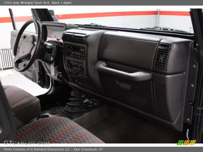 Black / Agate 2000 Jeep Wrangler Sport 4x4