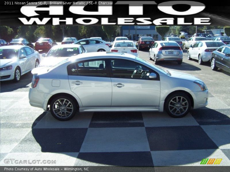 Brilliant Silver Metallic / SE-R Charcoal 2011 Nissan Sentra SE-R