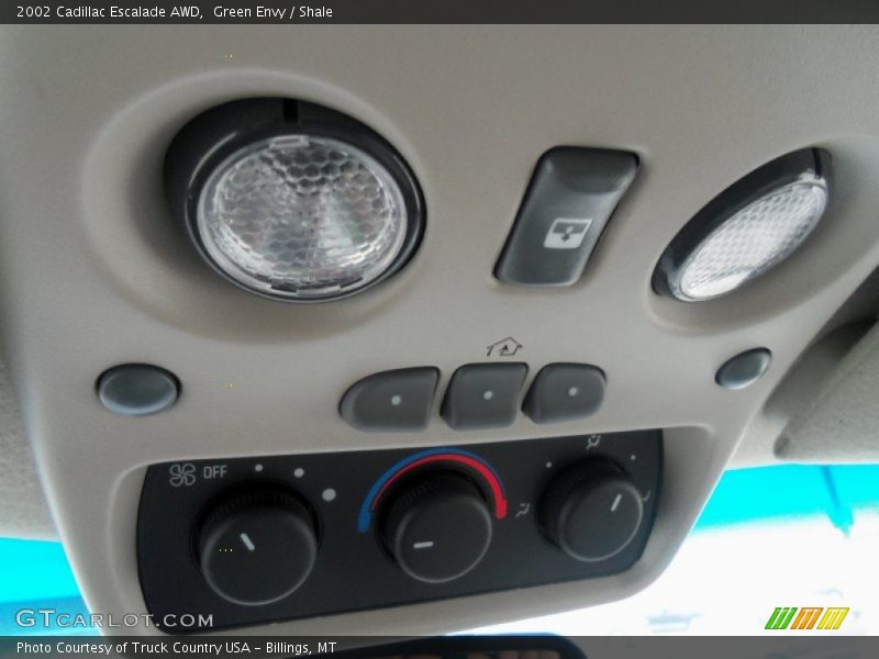 Controls of 2002 Escalade AWD