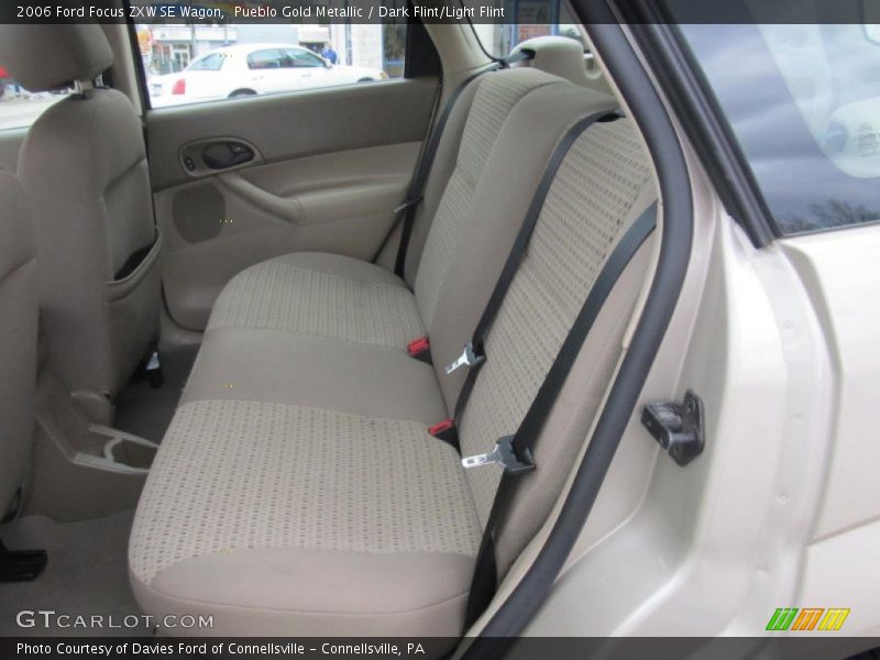 Pueblo Gold Metallic / Dark Flint/Light Flint 2006 Ford Focus ZXW SE Wagon