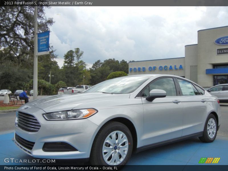 Ingot Silver Metallic / Earth Gray 2013 Ford Fusion S