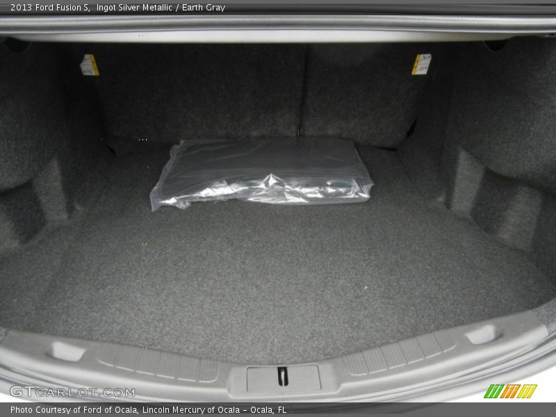  2013 Fusion S Trunk
