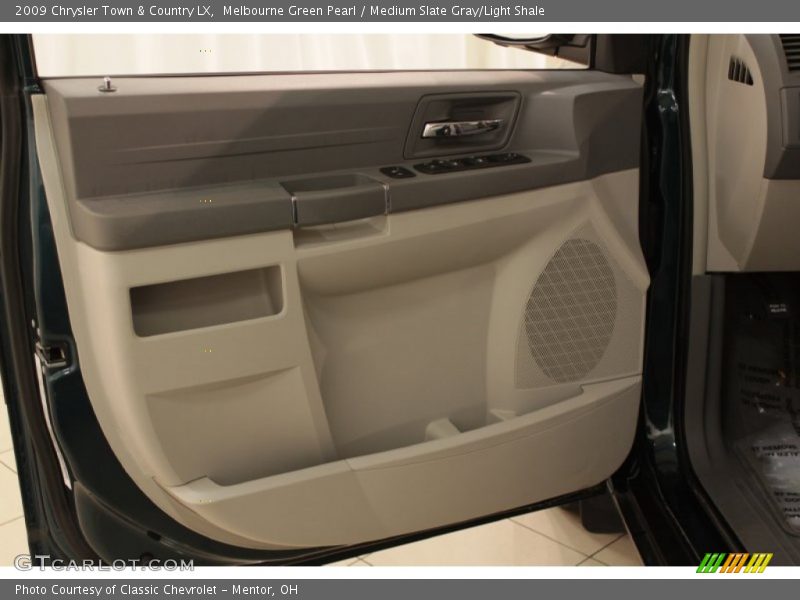 Melbourne Green Pearl / Medium Slate Gray/Light Shale 2009 Chrysler Town & Country LX