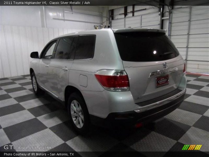 Classic Silver Metallic / Ash 2011 Toyota Highlander V6
