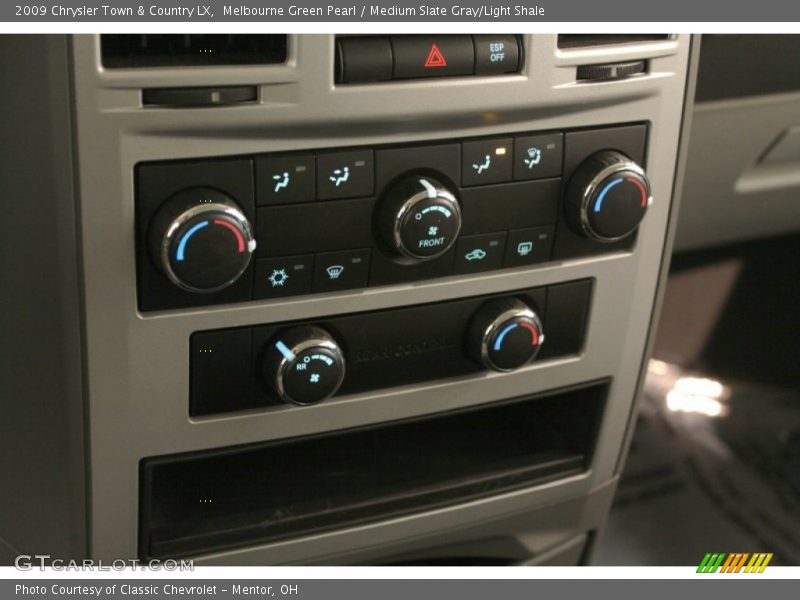 Melbourne Green Pearl / Medium Slate Gray/Light Shale 2009 Chrysler Town & Country LX