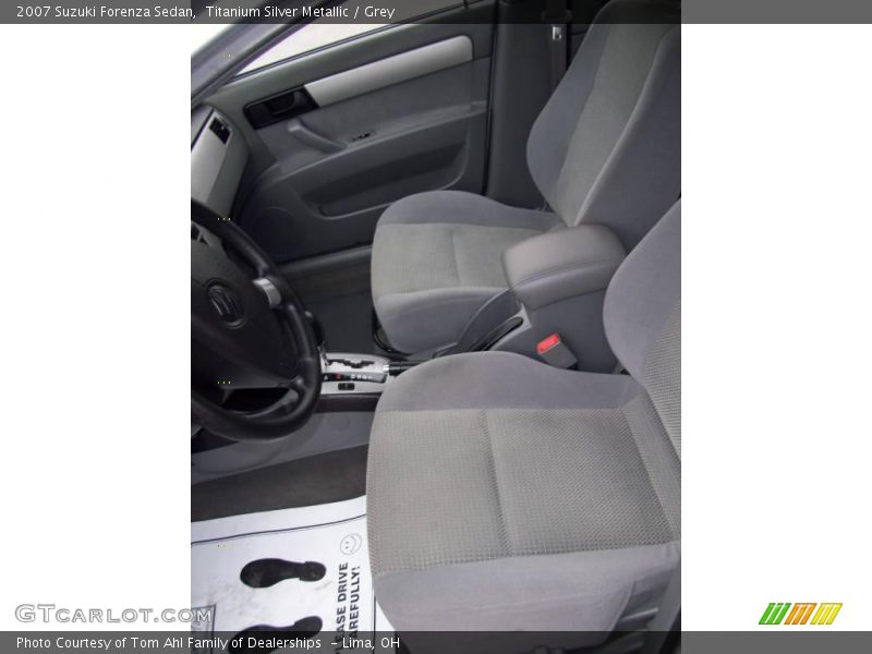 Titanium Silver Metallic / Grey 2007 Suzuki Forenza Sedan