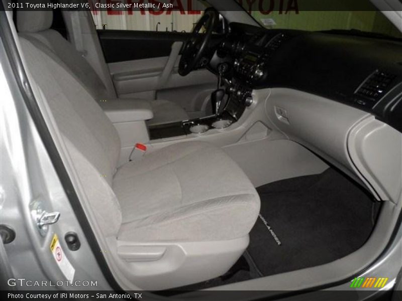 Classic Silver Metallic / Ash 2011 Toyota Highlander V6