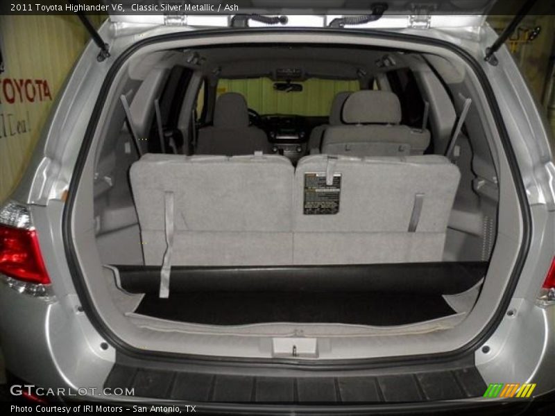 Classic Silver Metallic / Ash 2011 Toyota Highlander V6