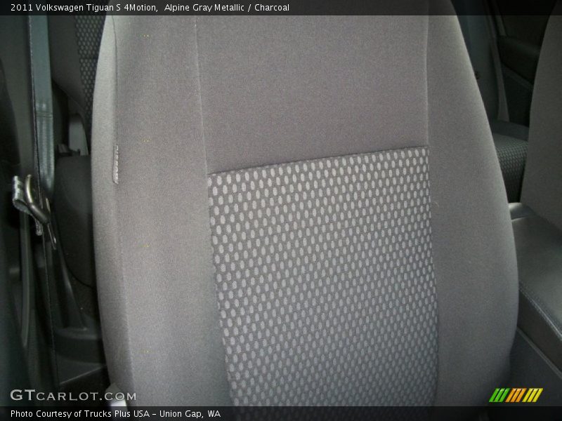 Alpine Gray Metallic / Charcoal 2011 Volkswagen Tiguan S 4Motion