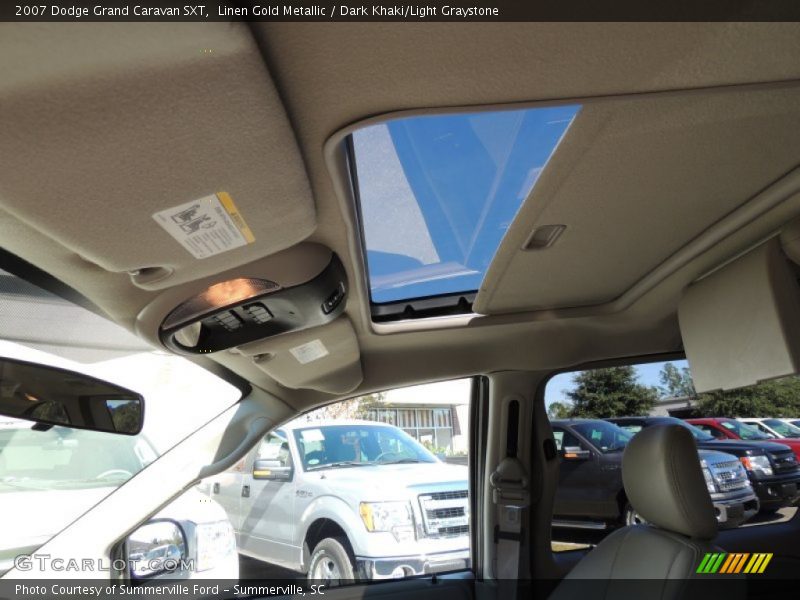 Linen Gold Metallic / Dark Khaki/Light Graystone 2007 Dodge Grand Caravan SXT