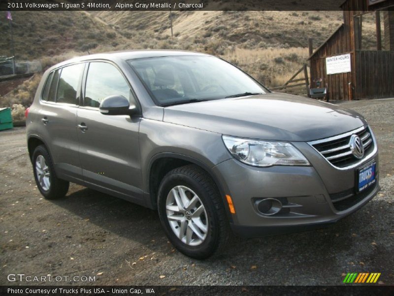 Alpine Gray Metallic / Charcoal 2011 Volkswagen Tiguan S 4Motion