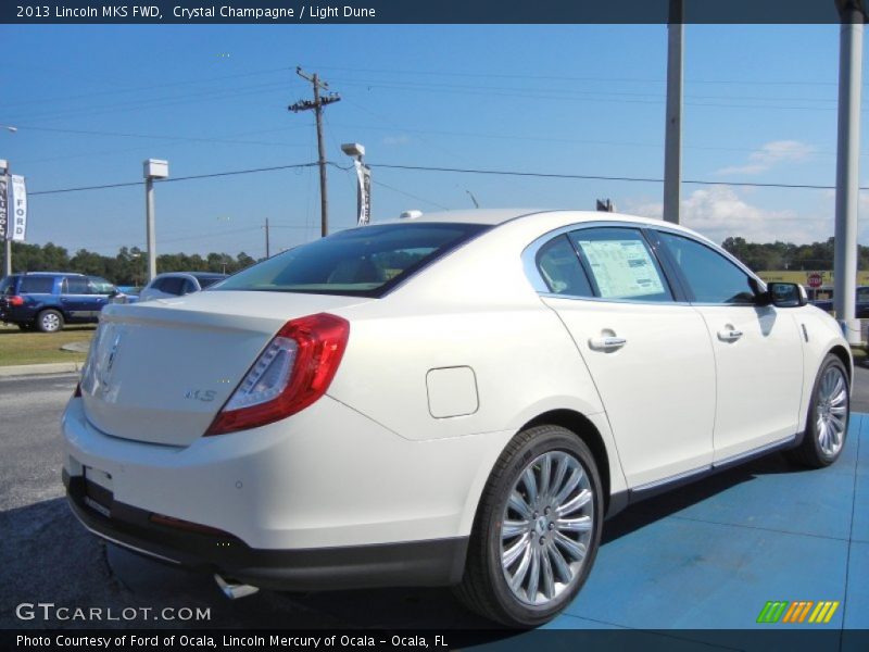 Crystal Champagne / Light Dune 2013 Lincoln MKS FWD