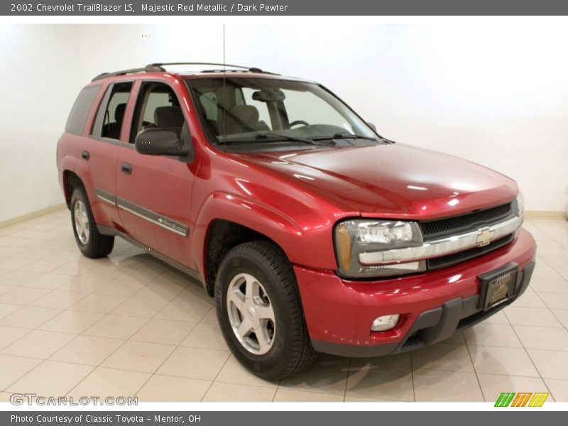 Front 3/4 View of 2002 TrailBlazer LS